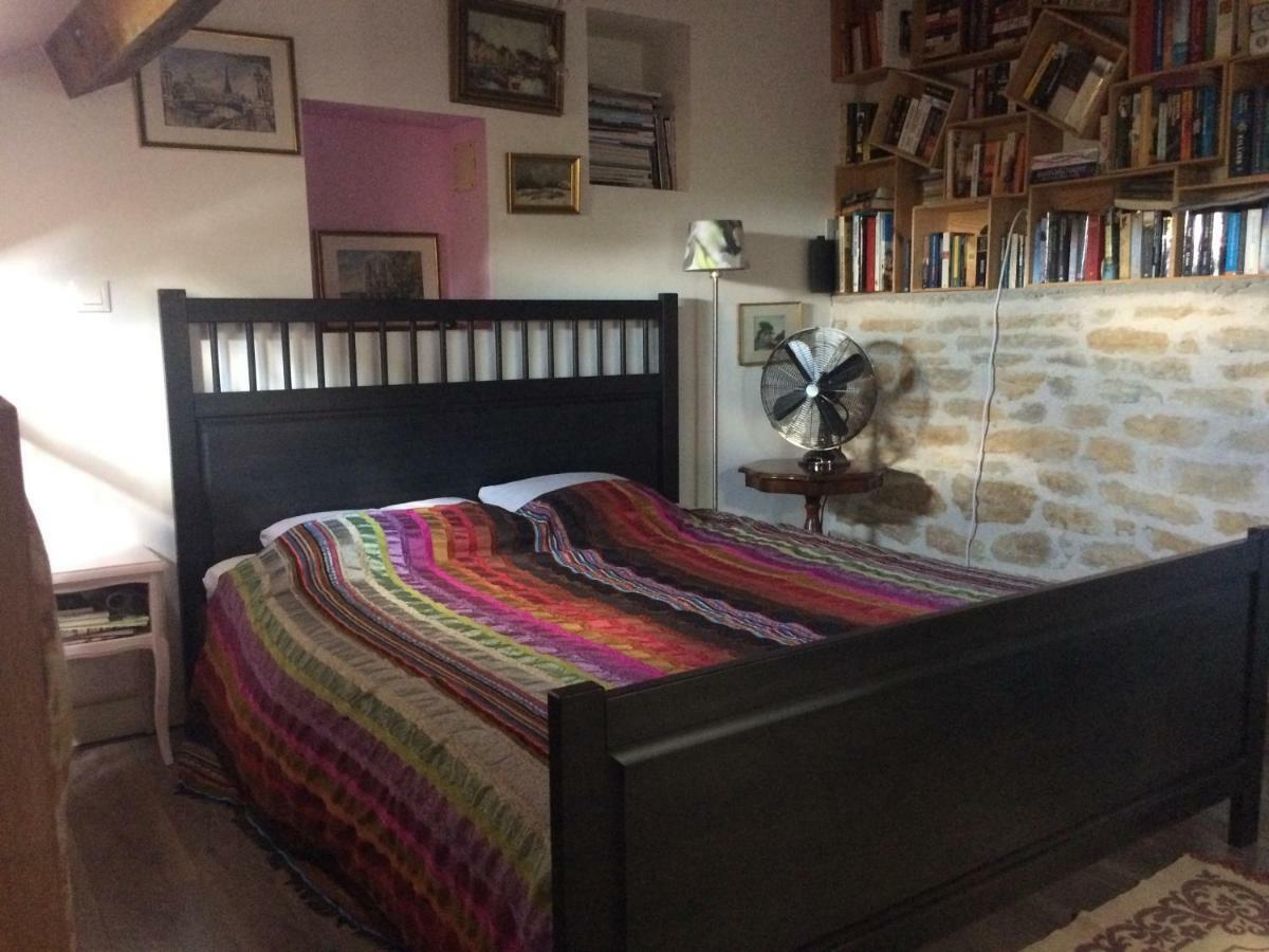 Gite Chambre De La Tante Camille - Les Filles Tresy Passenans エクステリア 写真
